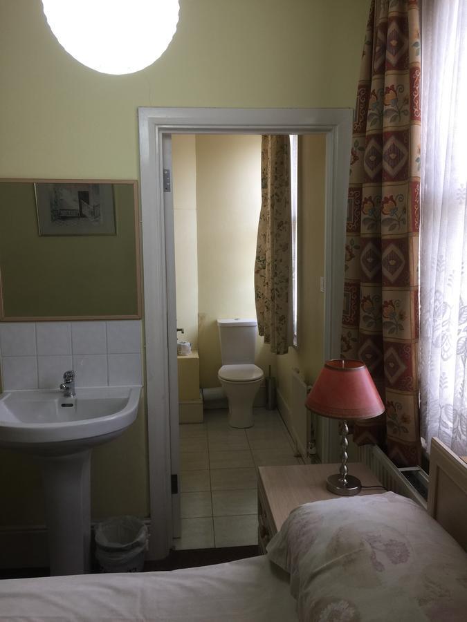 St. James'S Guest House London Bagian luar foto