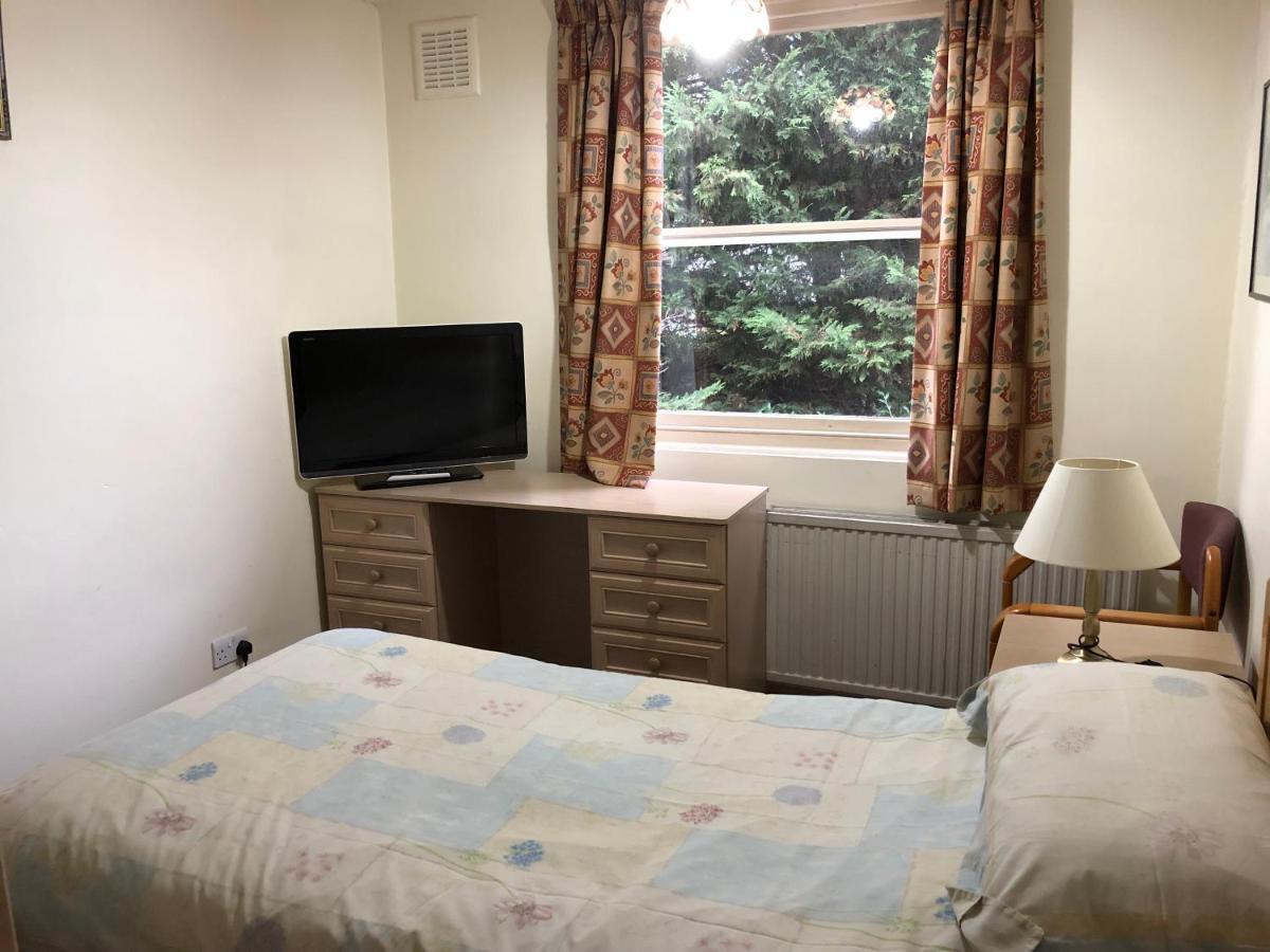 St. James'S Guest House London Bagian luar foto